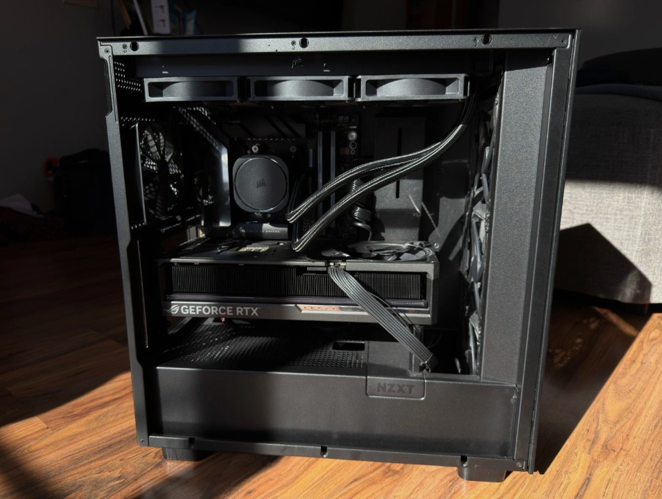 Asus ROG RTX 5090 Astral OC 32gb (ONLY GPU) - Image 1
