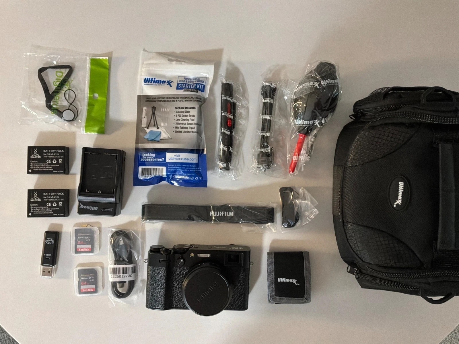 Fujifilm X100VI Digital Camera Point & Shoot (Black) and LED Light - Image 1