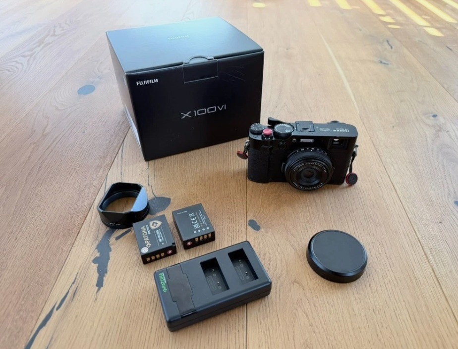 Fujifilm X100VI with accessory package - Image 1