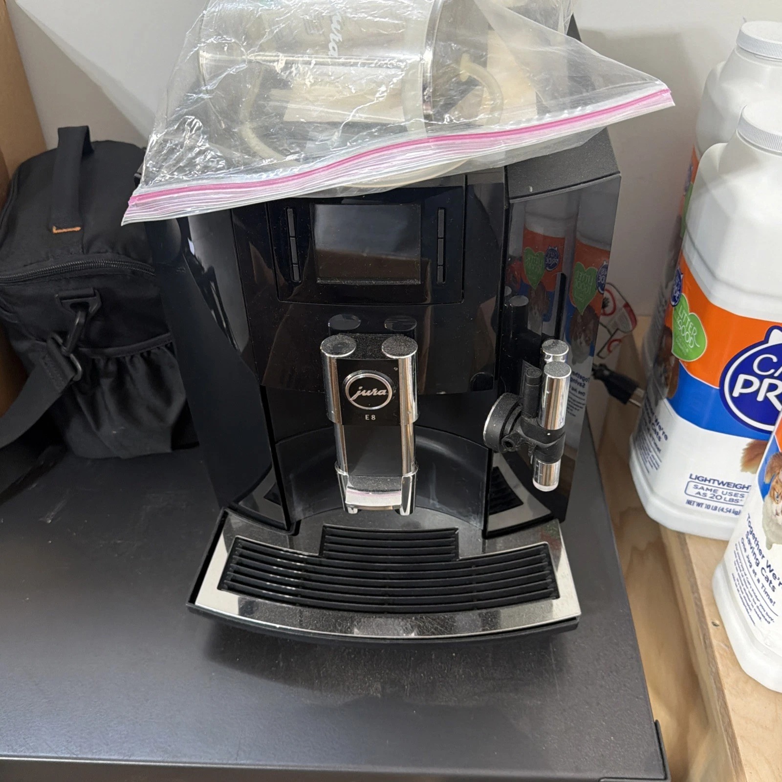 JURA E8 Espresso & Coffee Maker – Piano Black - Image 1