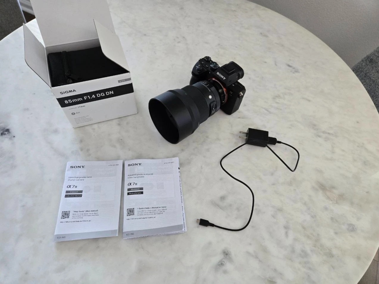 Sony a7 III Full-Frame Mirrorless Camera w/ Sigma 85mm f1.4 DG DN - Image 1