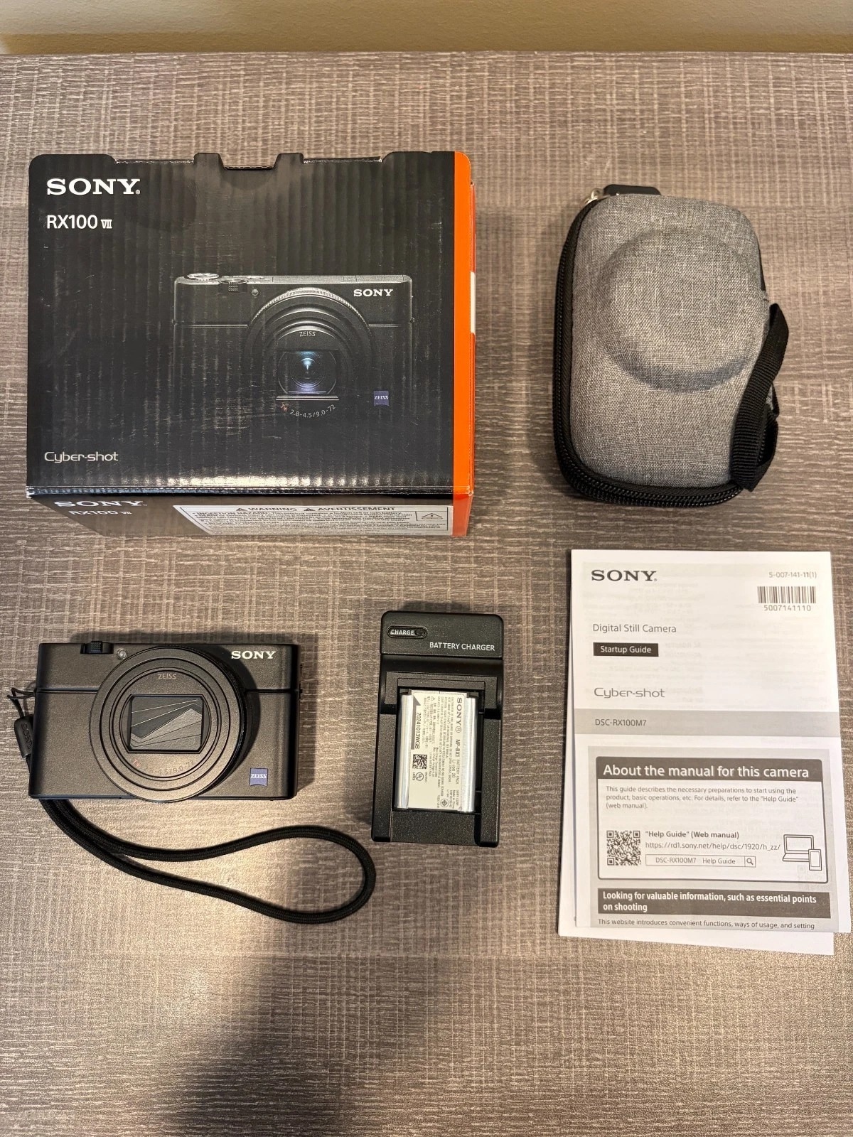 Sony RX100 VII Premium Compact Camera DSCRX100M7 - Read Description! - Image 1