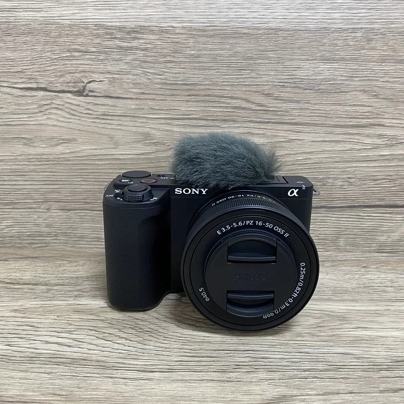 Sony ZV-E10 II ZVE10M2KB mirrorless camera with 16-50mm II lens - Image 1