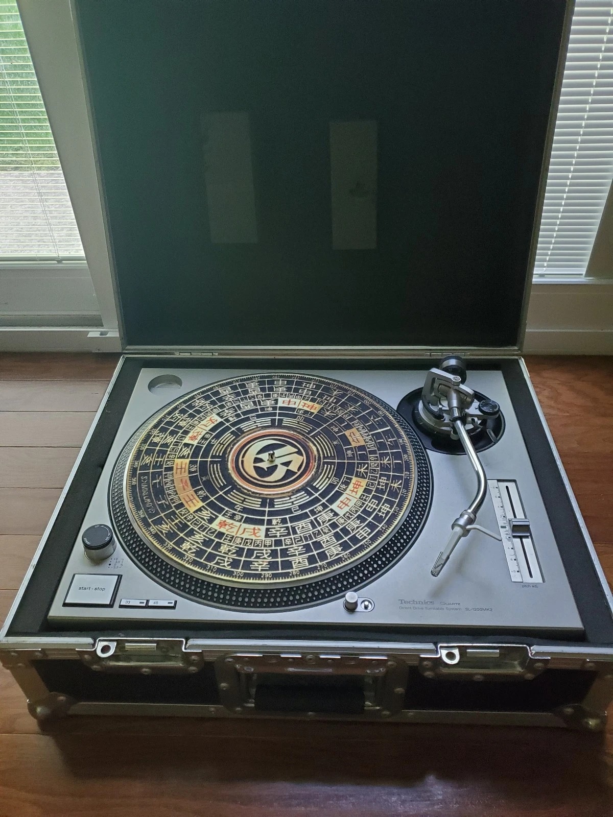 Technics SL-1200MK2 DJ Turntable – Silver with Flightcase & Cartridge - Image 1