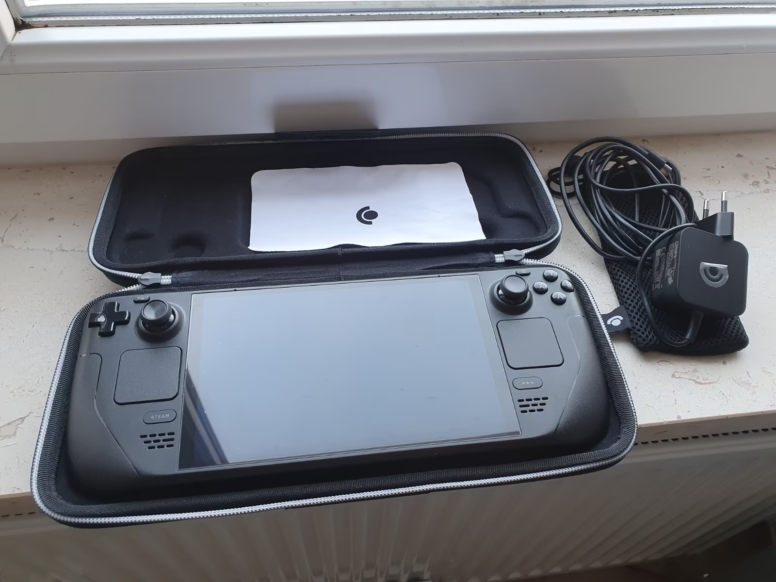 Valve Steam Deck OLED 1TB – Handheld Gaming Console - Image 1
